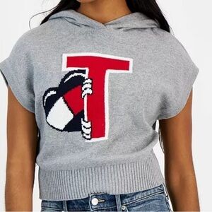 Tommy Hilfiger W Casual Pullover Sweatshirt
Short Sleeve Hoodie Peeking Heart